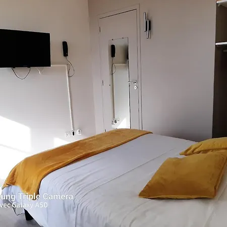 فندق Le Brillet-pontin