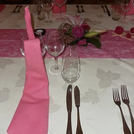 فندق Le Brillet-pontin Port-Brillet