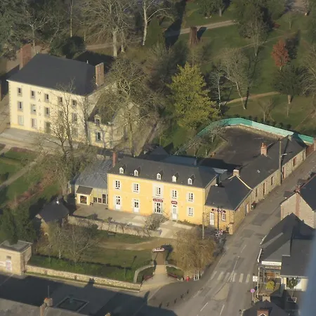 فندق Le Brillet-pontin Port-Brillet